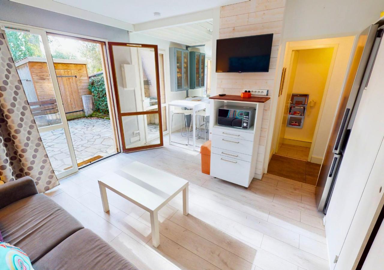 Sylviculteurs - Charmante Villa Patio Renovee Сеньос Экстерьер фото